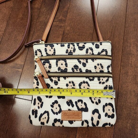 Dooney and Bourke triple zip crossbody bag - Picture 11 of 12